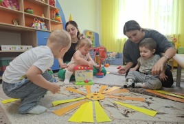 Лето в гостях у малышей