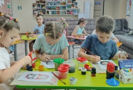 Яркие краски России: путешествие в мир народных промыслов