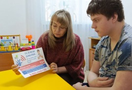 Педагог‑психолог Инна Васильевна Неделько провела цикл консультаций для подростков о Детском телефоне доверия